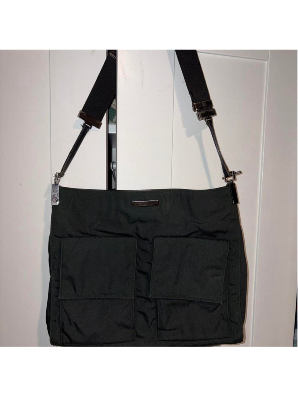 Gucci dark green canvas crossbody bag with adjustable strap